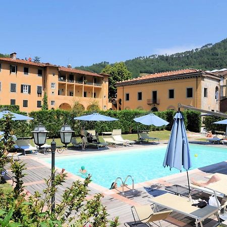 Park Hotel Regina - With Air-Condition And Pool Баньї-ді-Лукка Екстер'єр фото