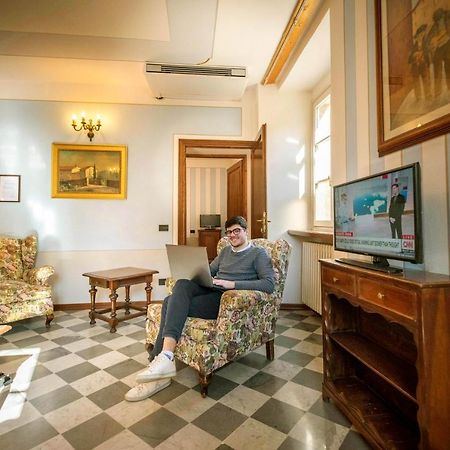 Park Hotel Regina - With Air-Condition And Pool Баньї-ді-Лукка Екстер'єр фото