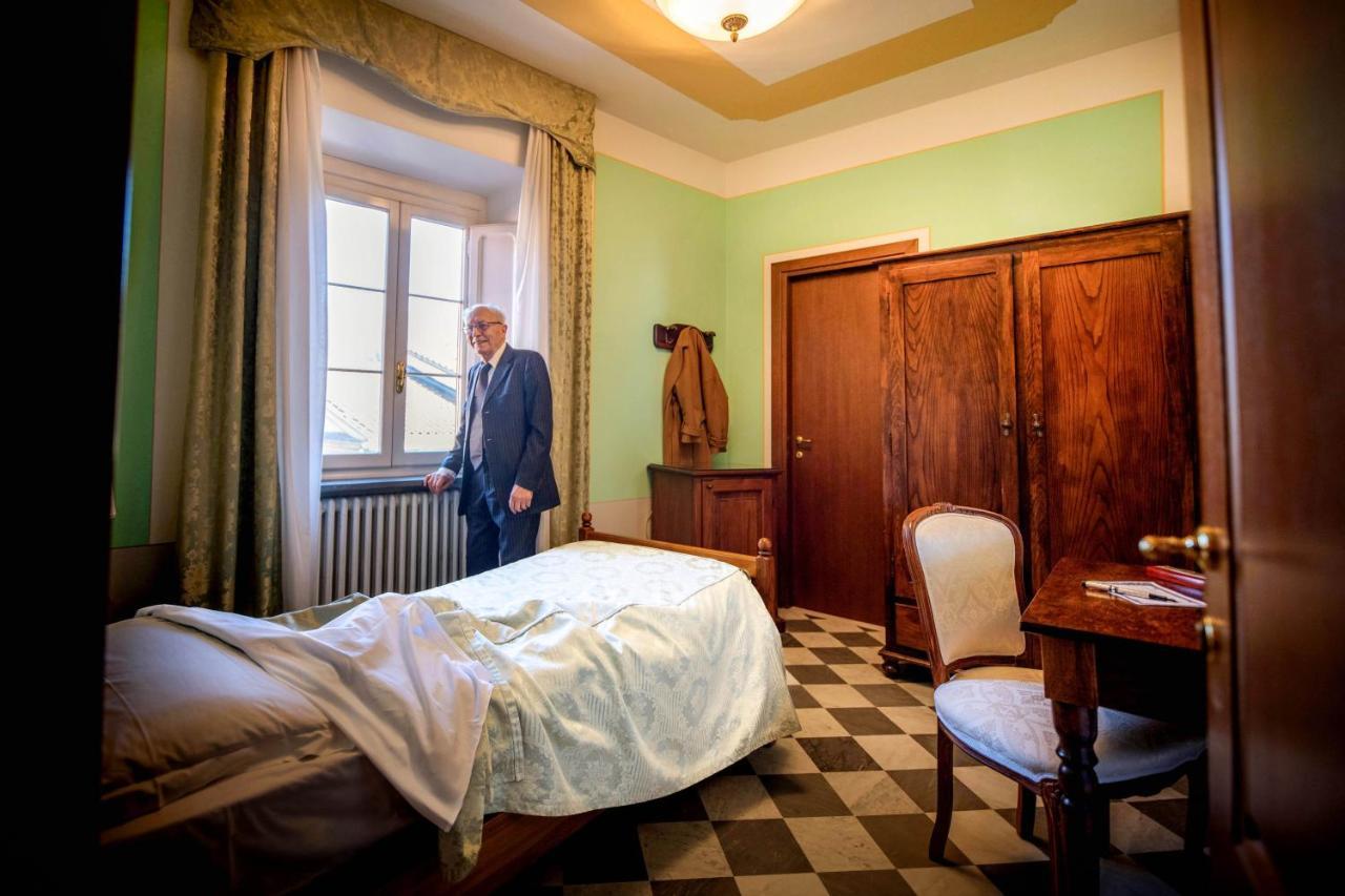 Park Hotel Regina - With Air-Condition And Pool Баньї-ді-Лукка Екстер'єр фото